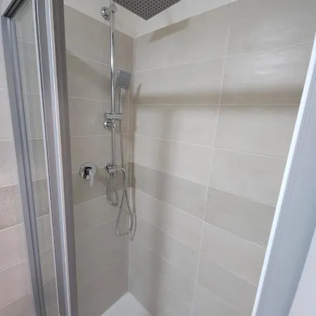 White House بيت للعطل